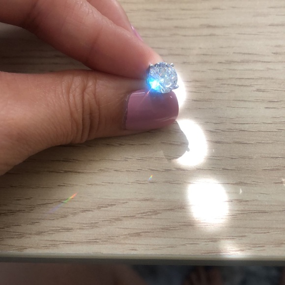 One 3 ct. size (approx) cubic zirconia stud. Super sparkly! - Picture 5 of 16